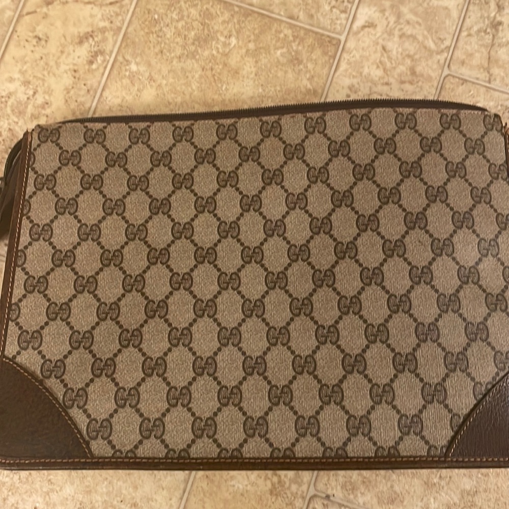 Tan and brown 12.5”x 9” x 3.75” (approximate measurements) vintage Gucci handbag